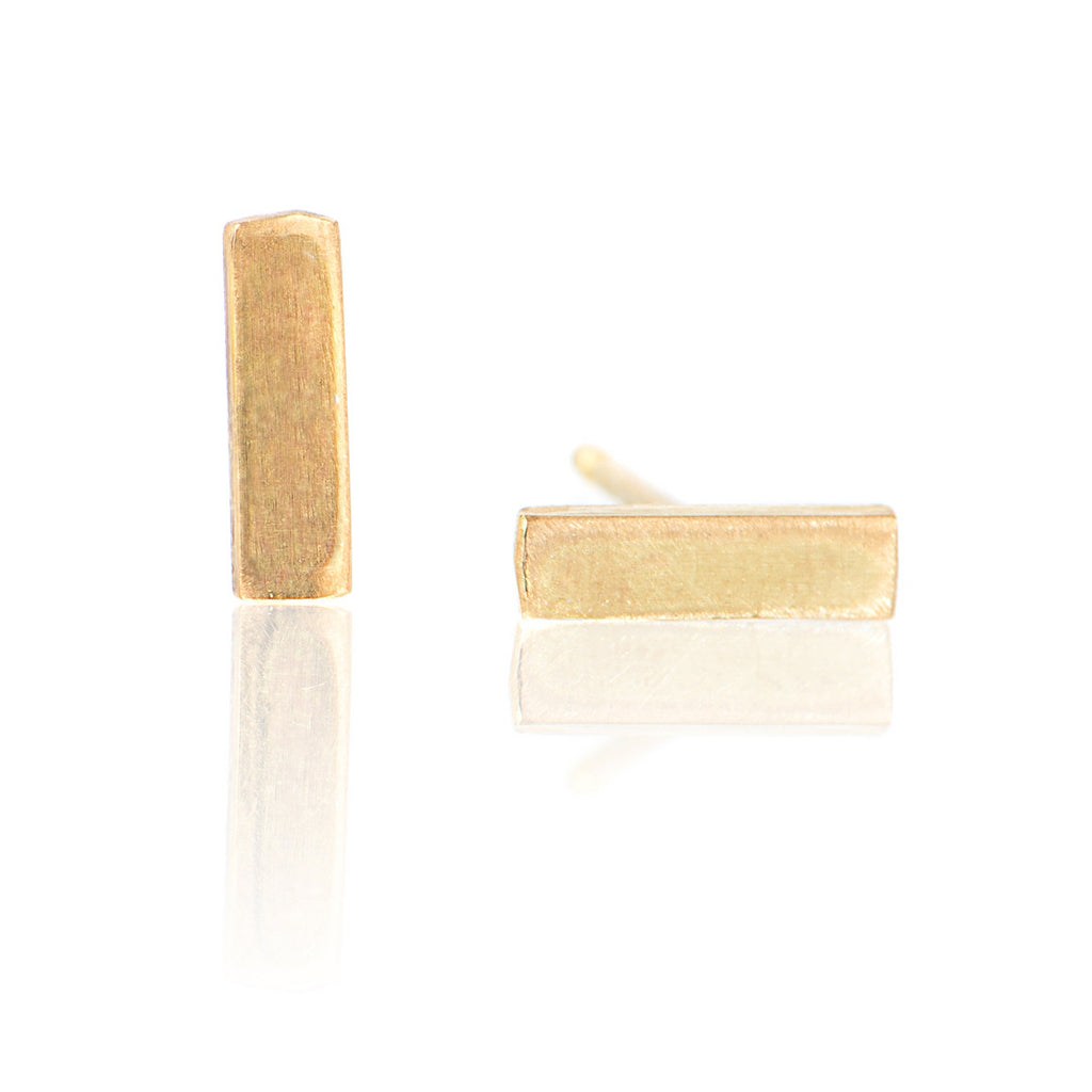 18k TINY BAR STUDS - Marina Mura