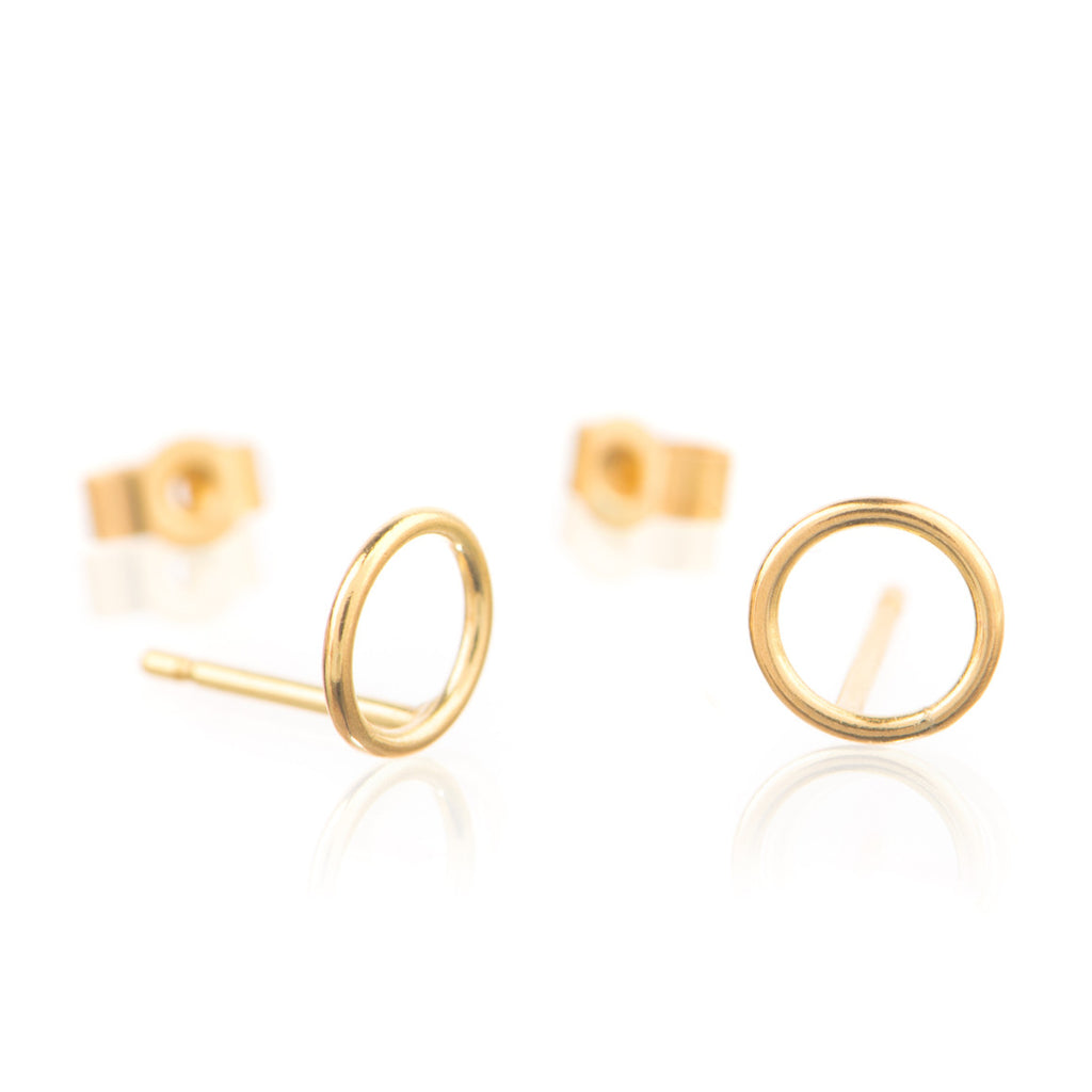 18k DELICATE CIRCLE STUDS - Marina Mura