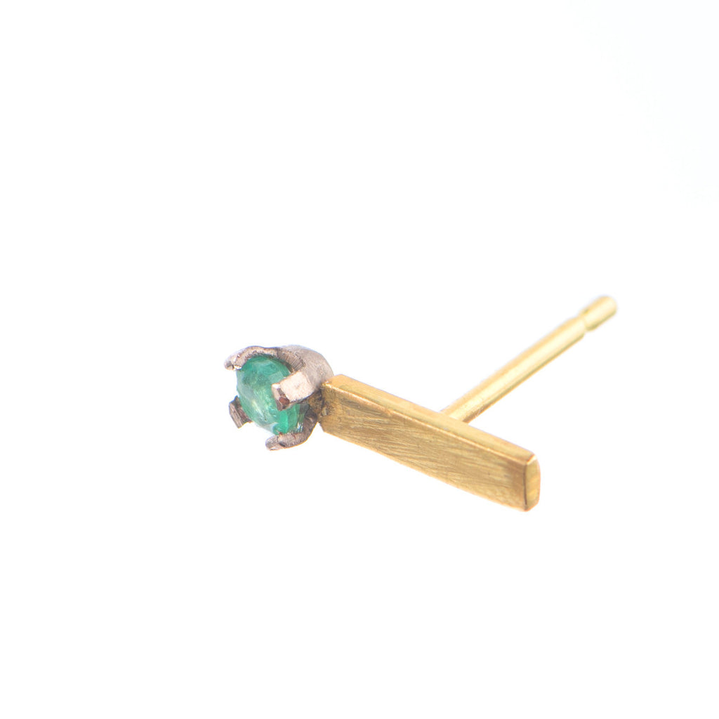 18k TINY EMERALD BAR STUDS - Marina Mura