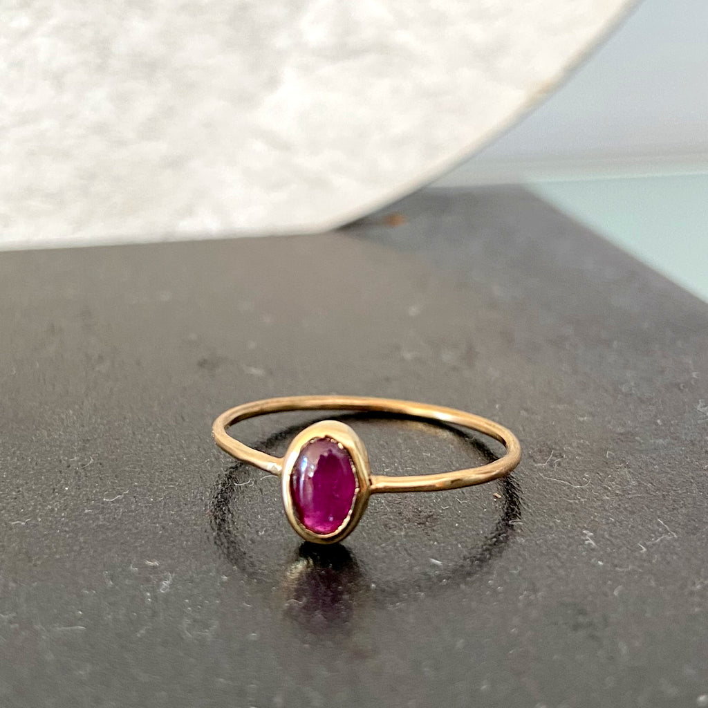 CLASSIC RUBY CABOCHON RING - Marina Mura
